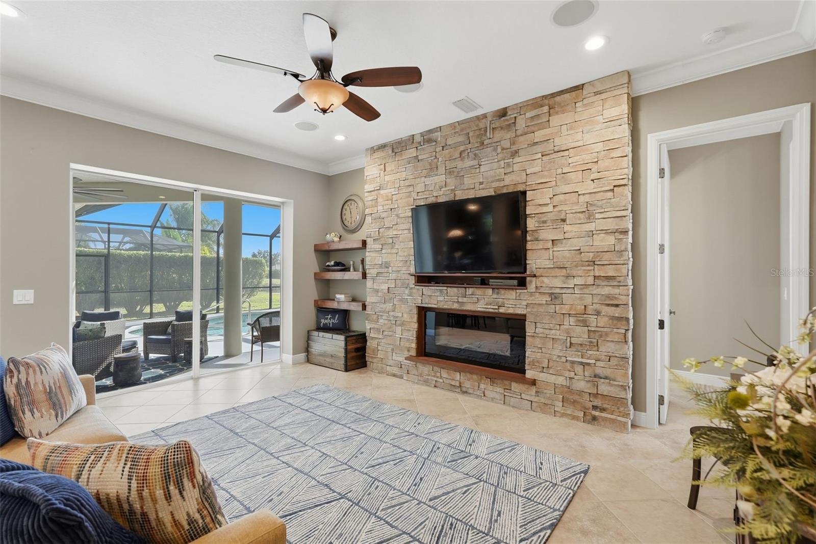 Image 13 of 44 For 14716 4th Drive Ne