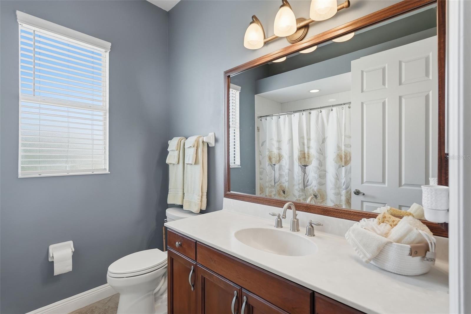 Image 34 of 44 For 14716 4th Drive Ne