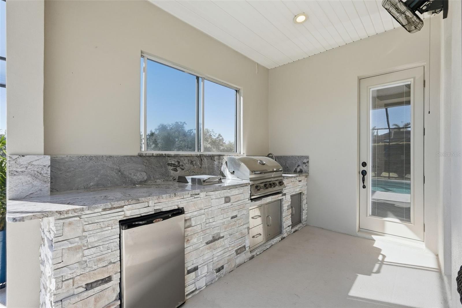 Image 40 of 44 For 14716 4th Drive Ne