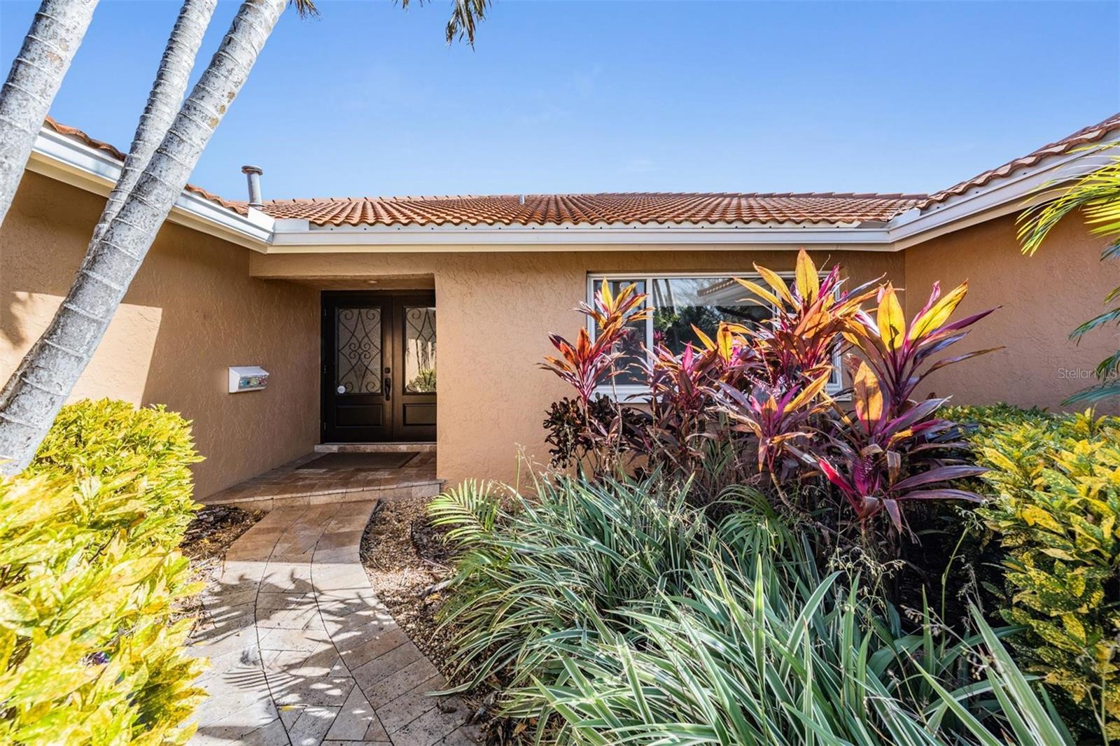 Listing photo id 25 for 1926 Montana Avenue Ne