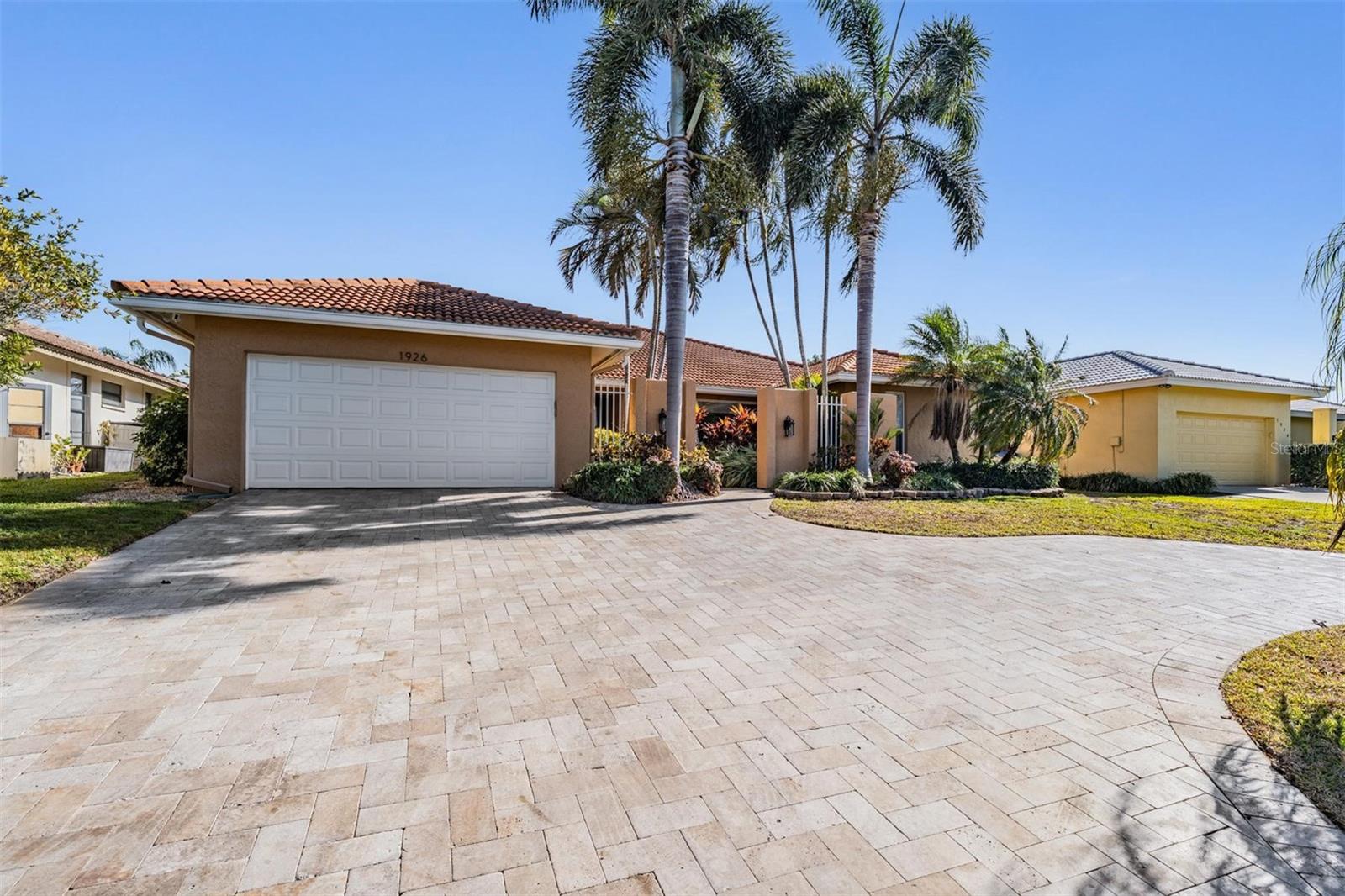 Listing photo id 37 for 1926 Montana Avenue Ne