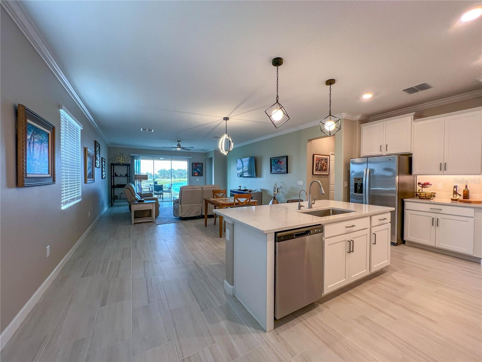 Image 10 of 59 For 12605 Tahitian Pearl Circle