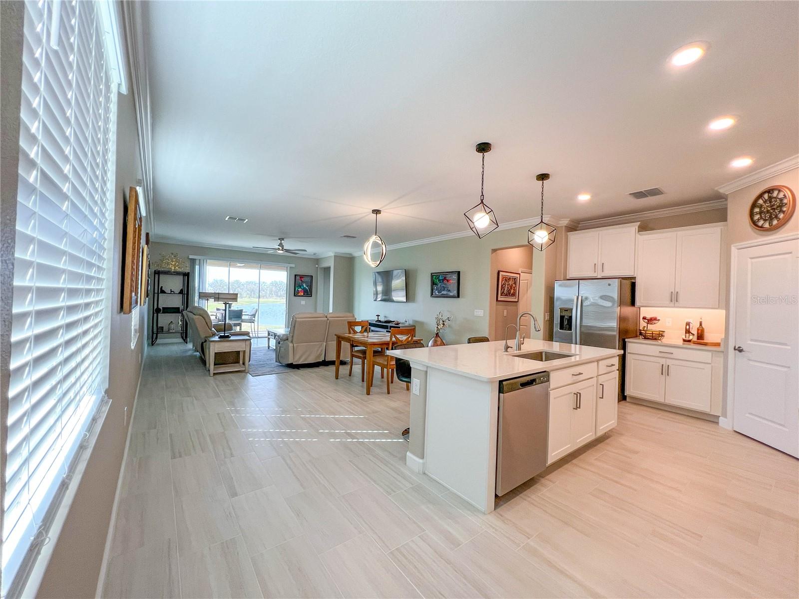 Image 17 of 59 For 12605 Tahitian Pearl Circle