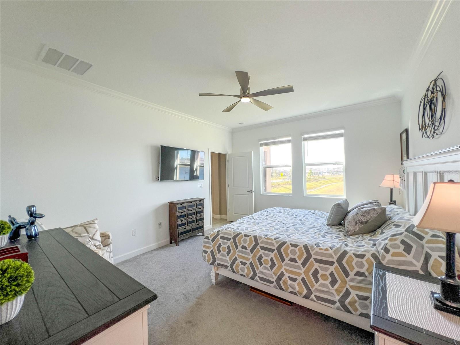 Image 24 of 59 For 12605 Tahitian Pearl Circle