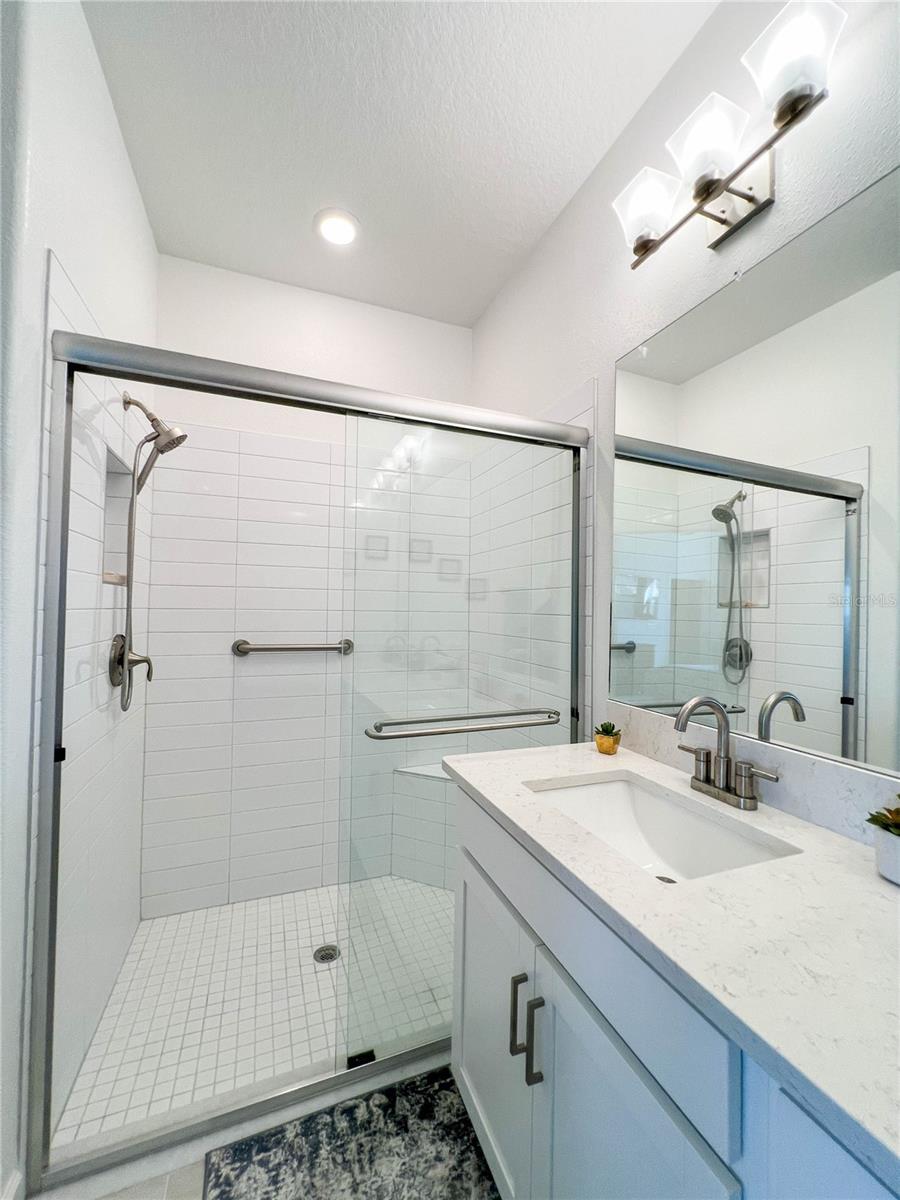 Image 32 of 59 For 12605 Tahitian Pearl Circle