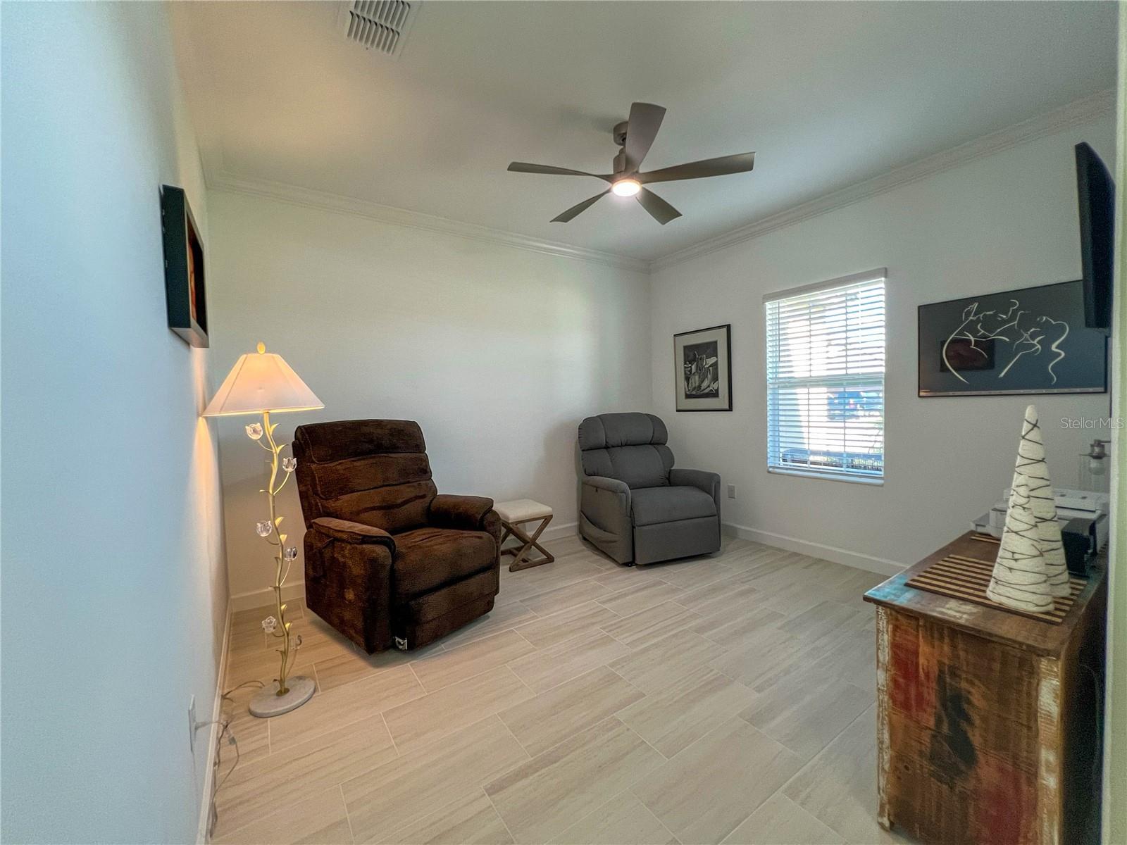 Image 36 of 59 For 12605 Tahitian Pearl Circle