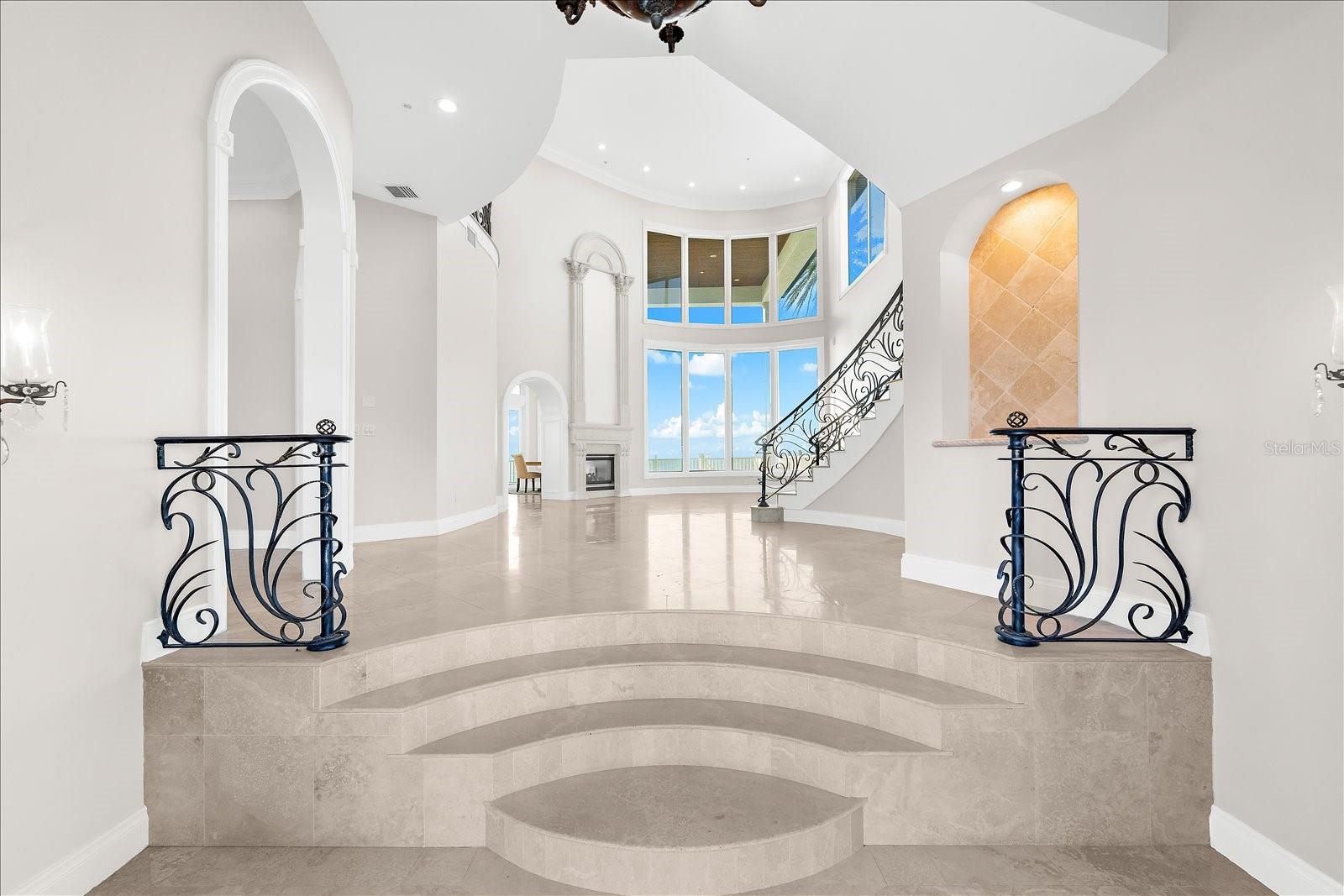 Image 3 of 71 For 960 Gulf Boulevard