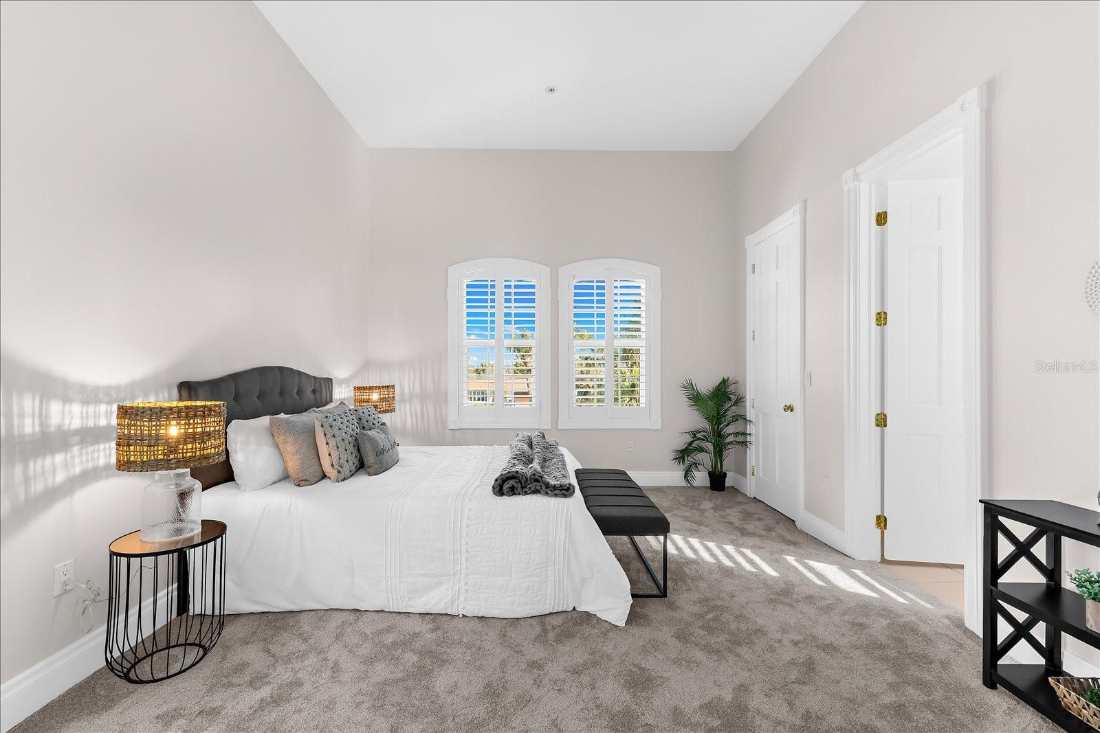 Image 40 of 71 For 960 Gulf Boulevard