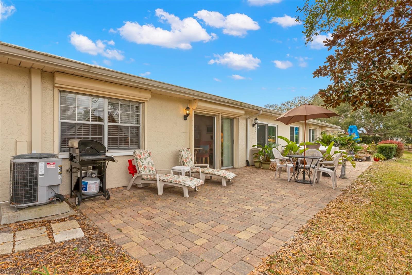 Image 18 of 33 For 1084 Dunrobin Drive D