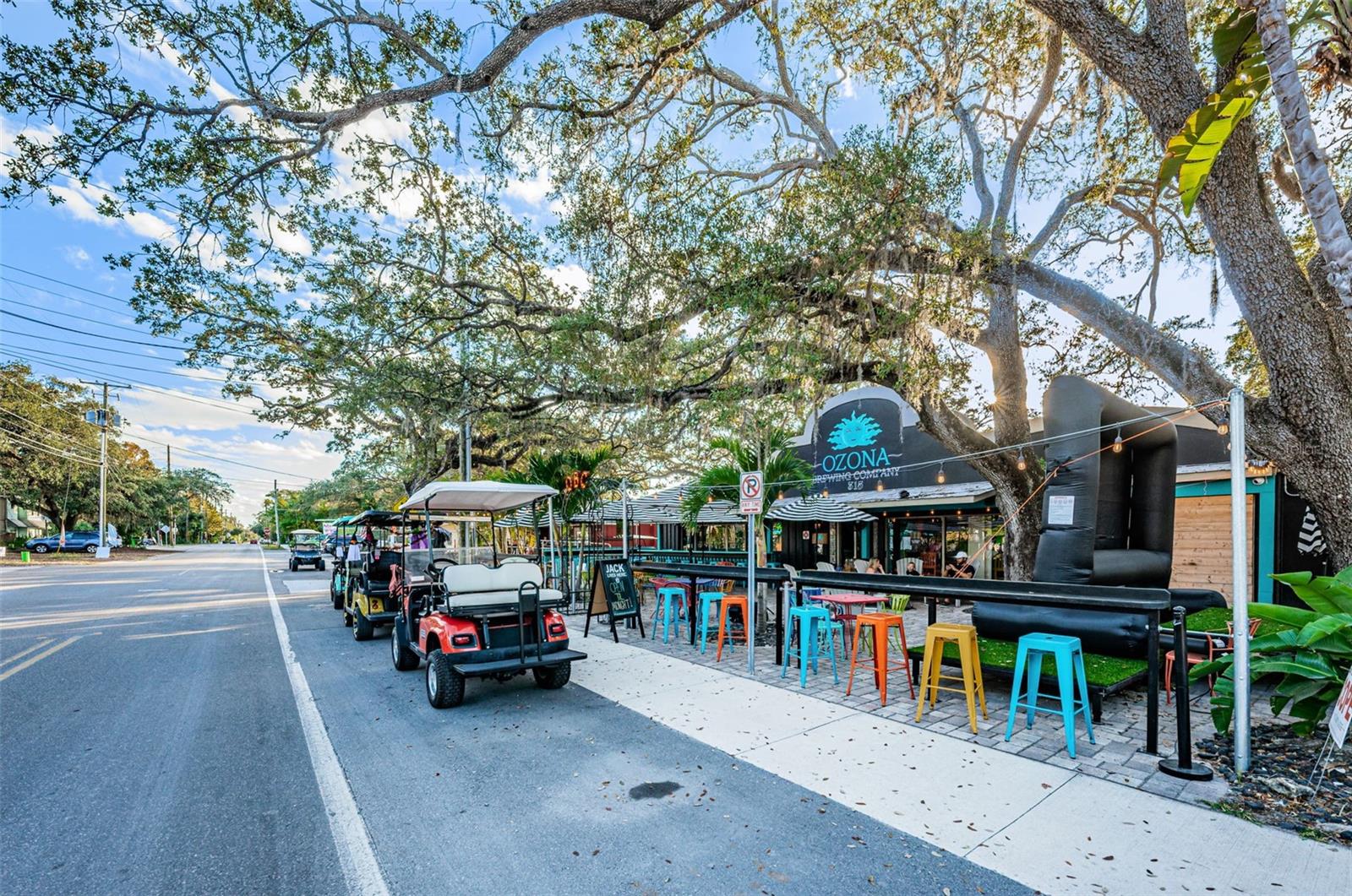 Listing photo id 30 for 406 Orchid Lane