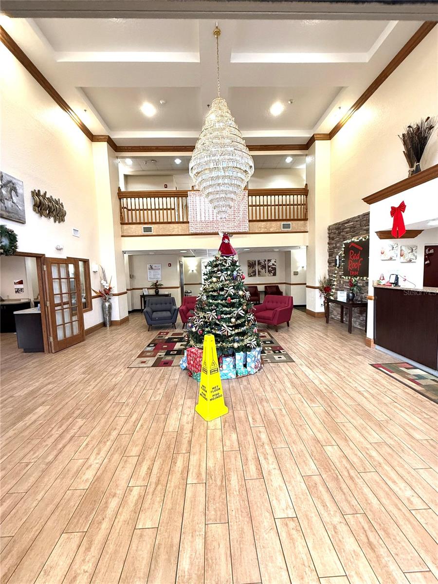 Image 2 of 7 For 120 40th Avenue