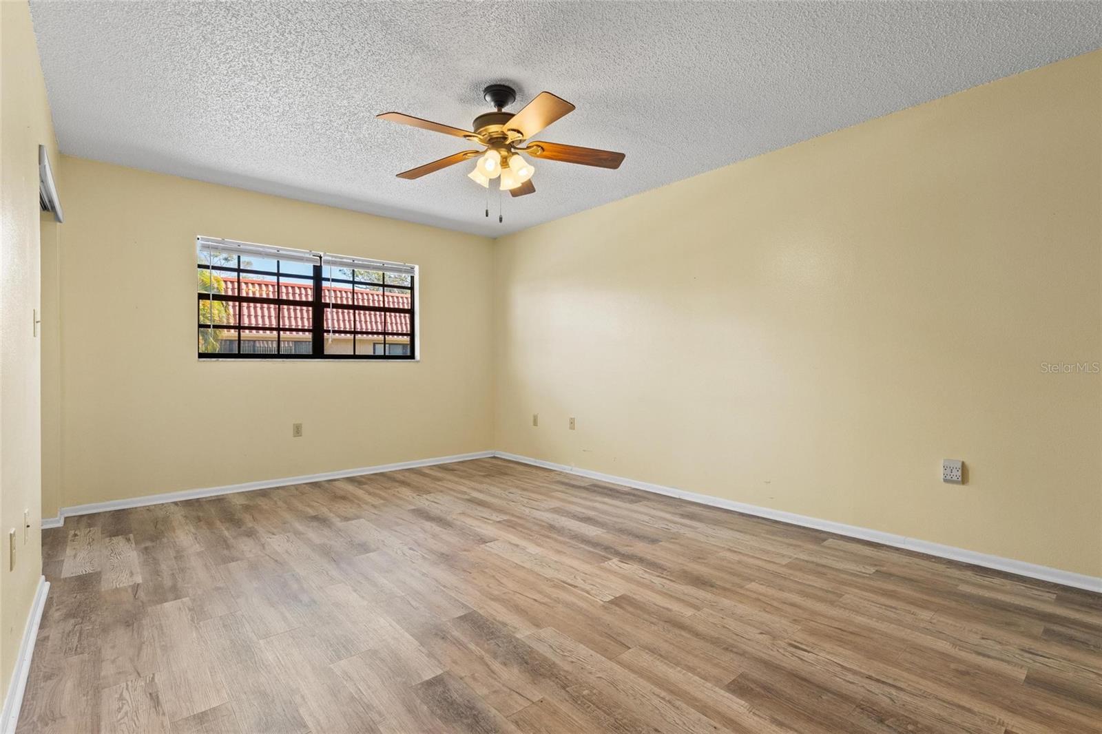 Image 14 of 24 For 19029 Us Highway 19 Highway N 24c