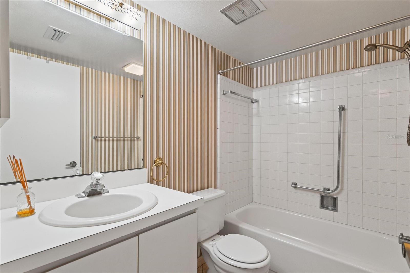 Image 18 of 24 For 19029 Us Highway 19 Highway N 24c