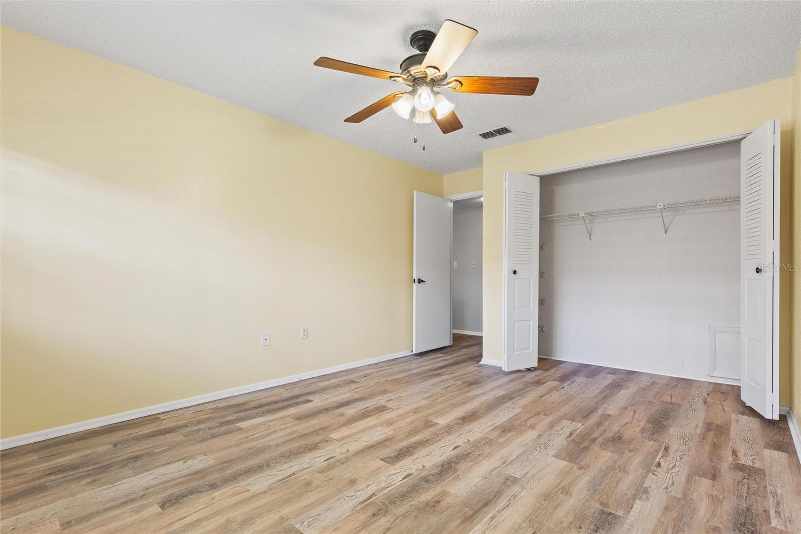 Image 20 of 24 For 19029 Us Highway 19 Highway N 24c