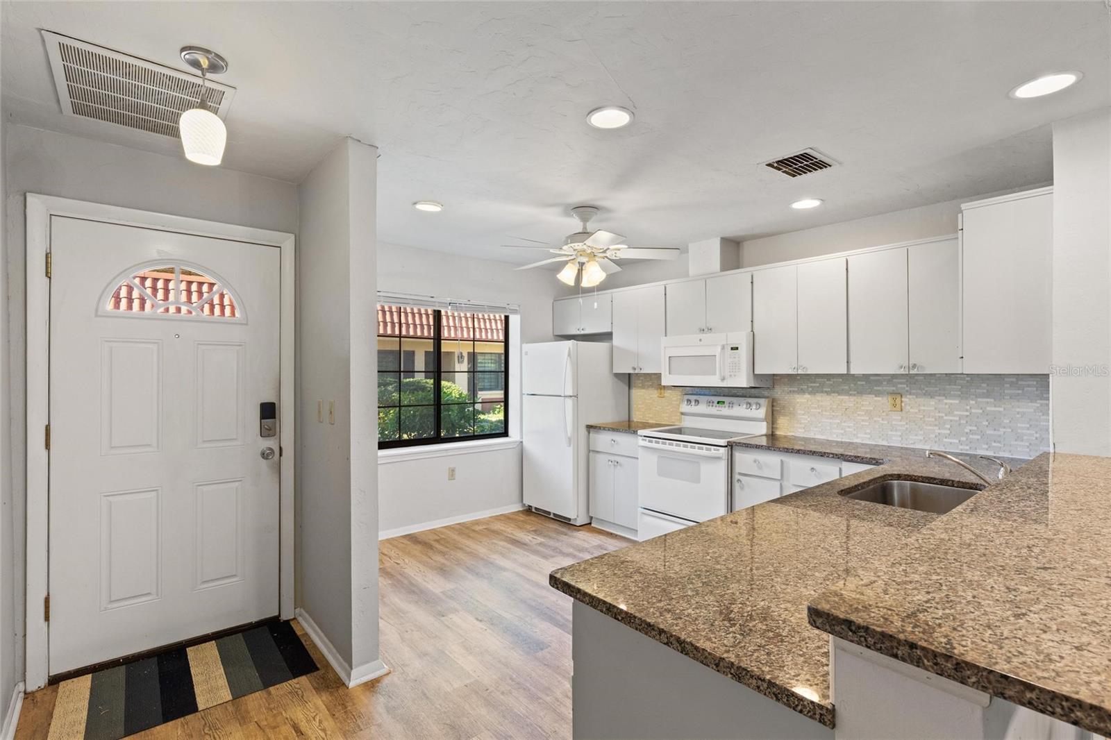 Image 4 of 24 For 19029 Us Highway 19 Highway N 24c