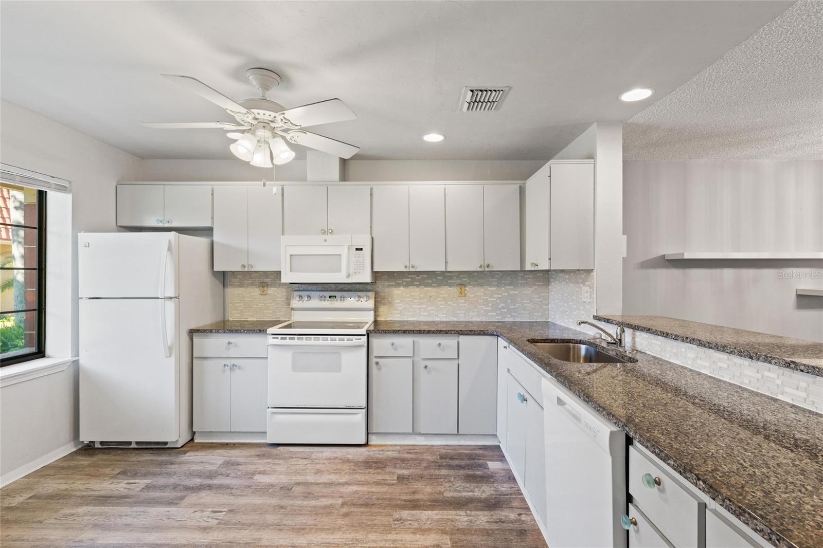 Image 5 of 24 For 19029 Us Highway 19 Highway N 24c