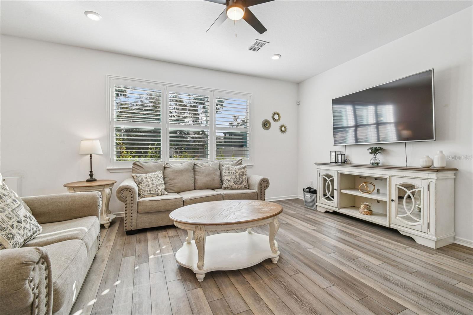 Image 18 of 63 For 14161 Hammock Crest Way