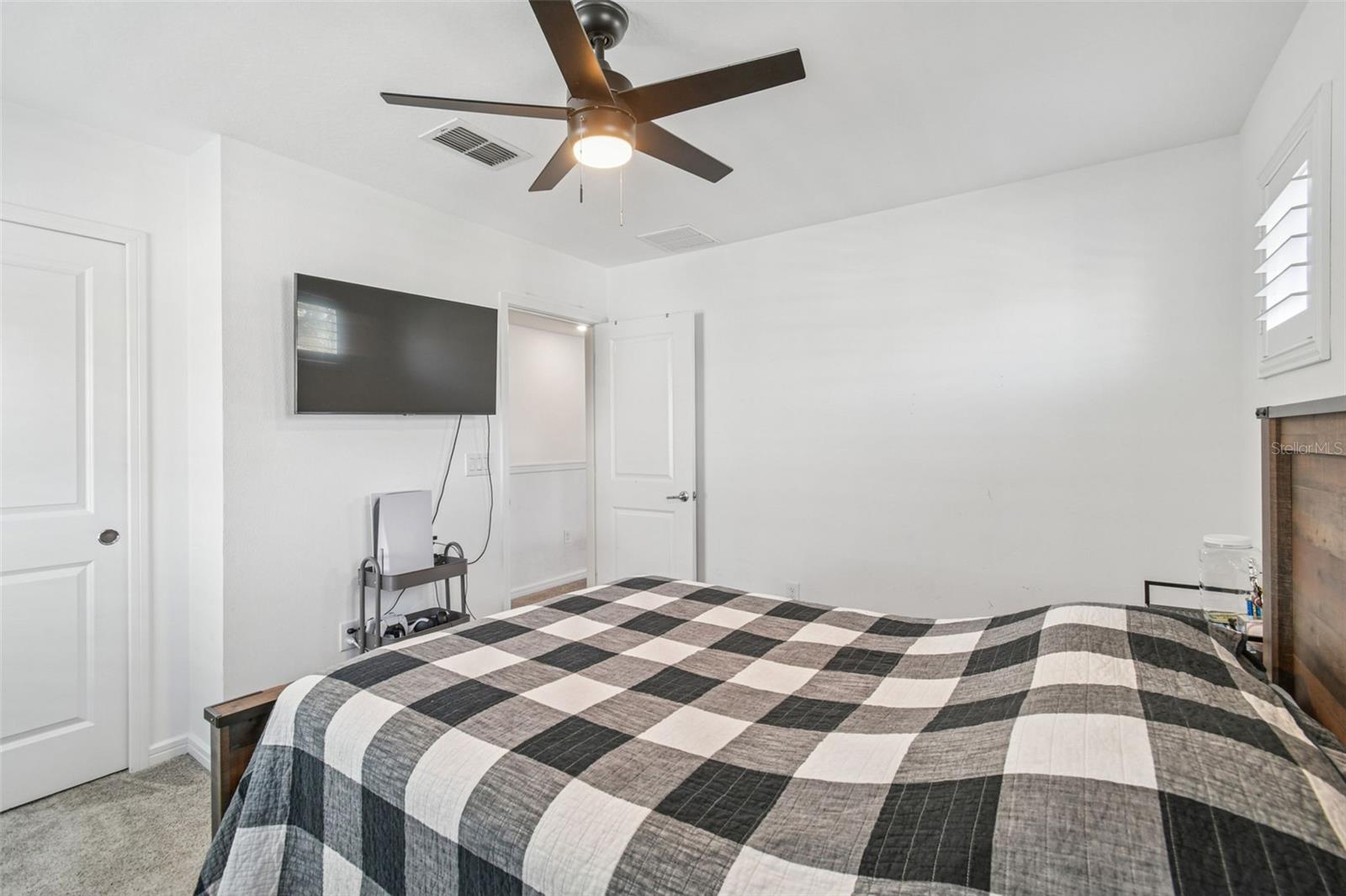 Image 39 of 63 For 14161 Hammock Crest Way