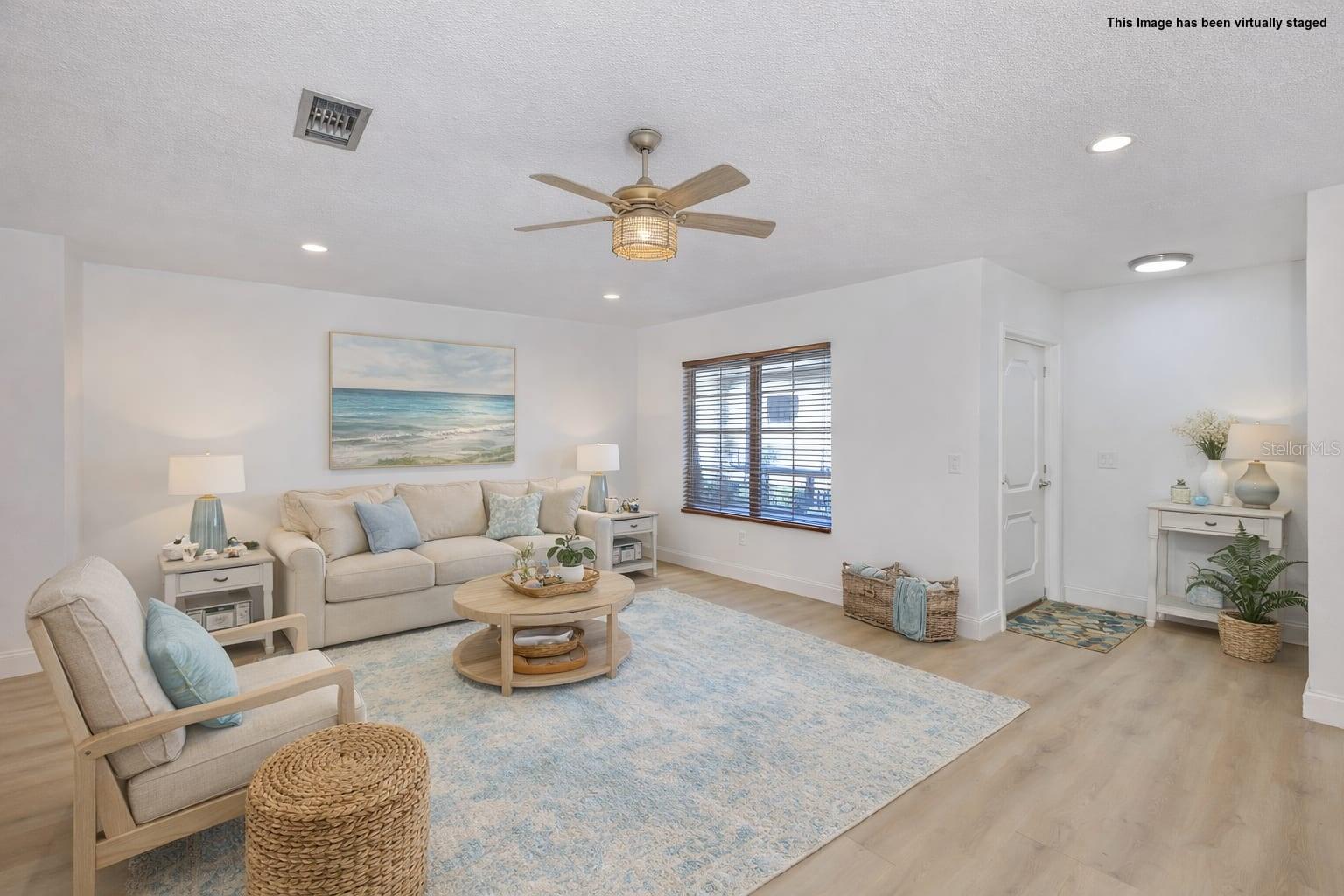 Image 5 of 41 For 325 Green Manor Drive