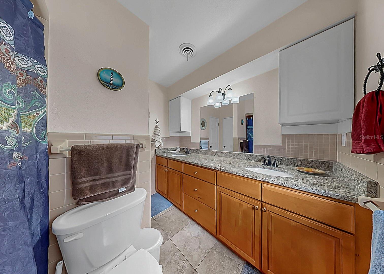 Image 26 of 37 For 913 Helena Drive