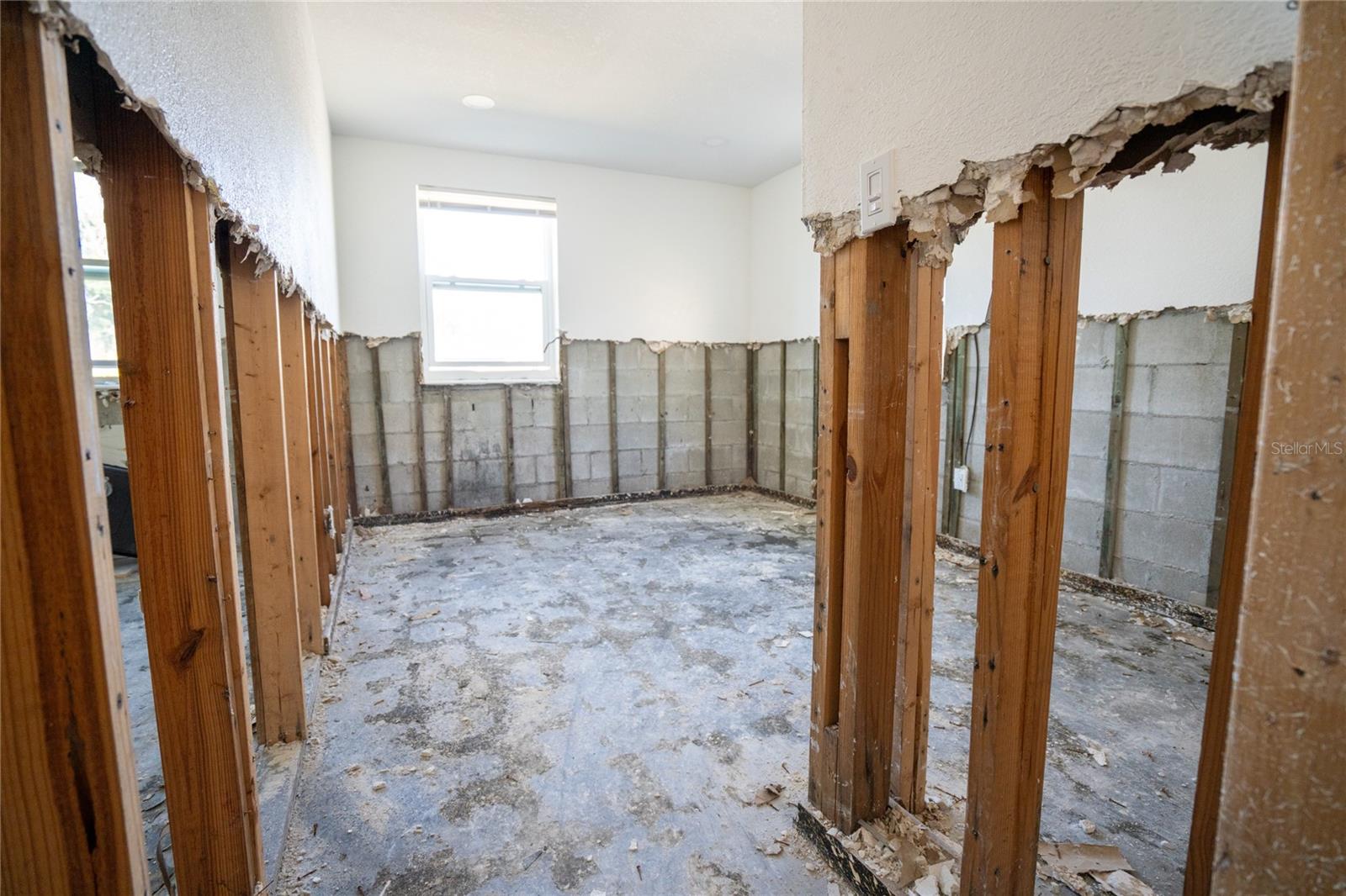 Image 14 of 37 For 7951 Gulf Boulevard