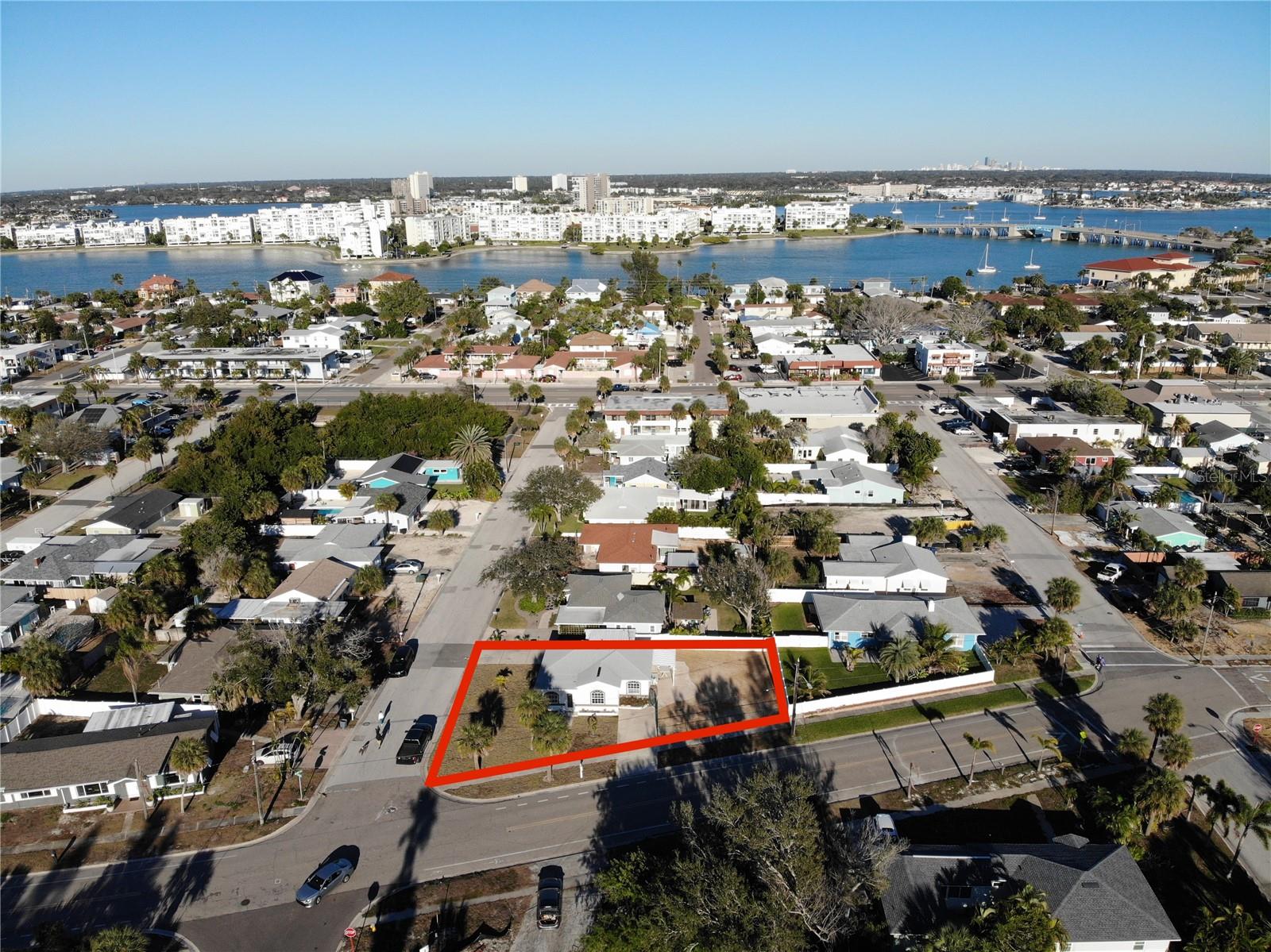 Image 4 of 37 For 7951 Gulf Boulevard