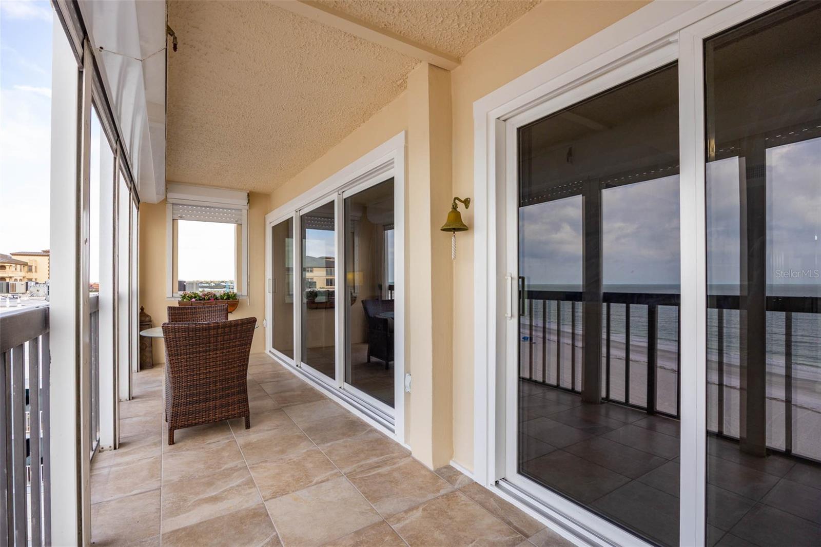 Image 15 of 30 For 19450 Gulf Boulevard 705