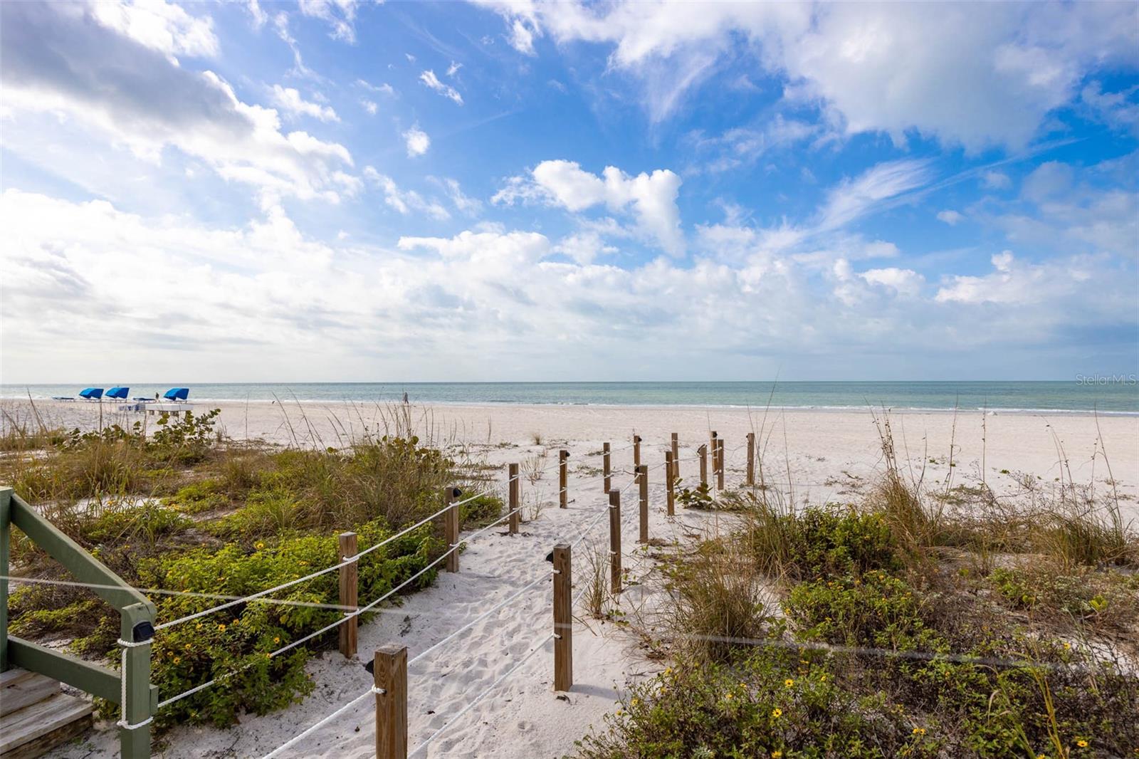 Image 22 of 30 For 19450 Gulf Boulevard 705