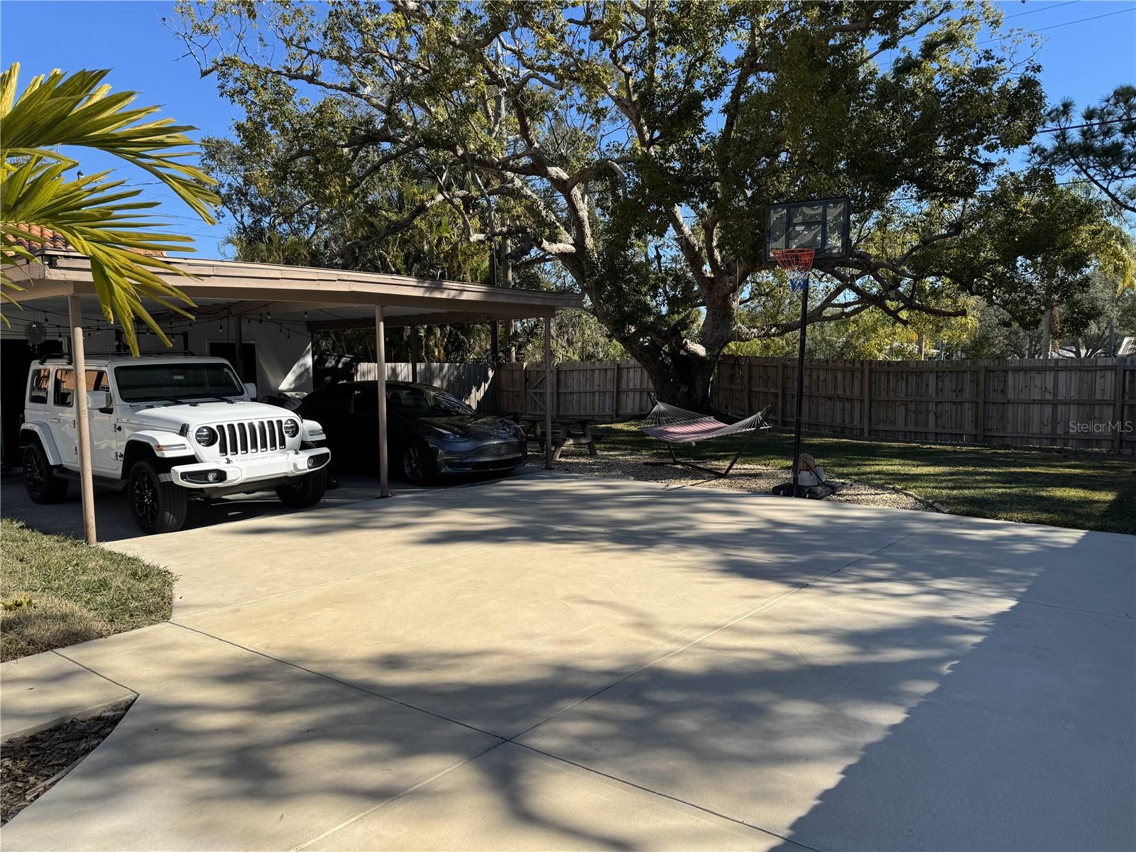 Image 19 of 24 For 1863 Pasadena Drive