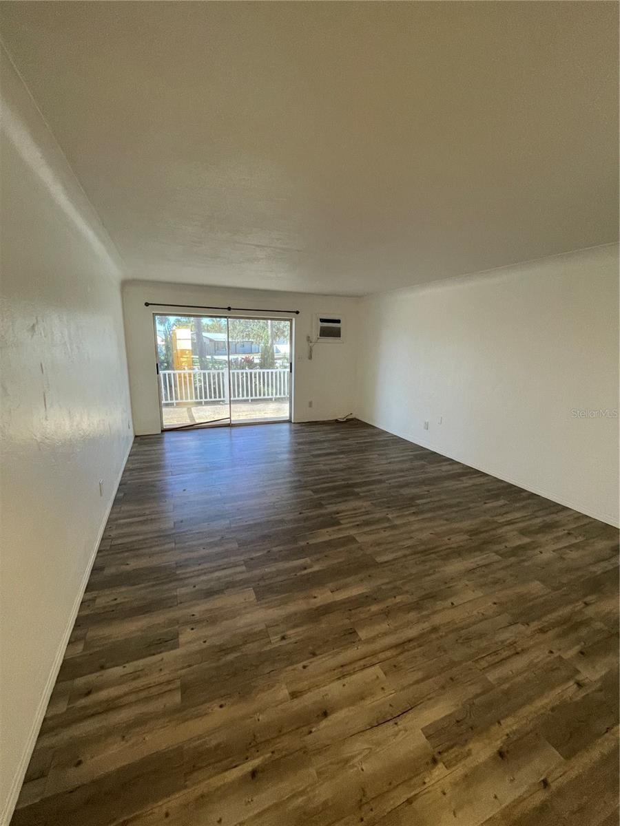 Image 6 of 13 For 4250 37th Street S 2