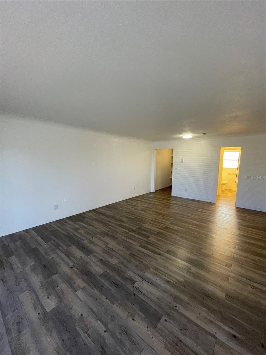 Image 7 of 13 For 4250 37th Street S 2