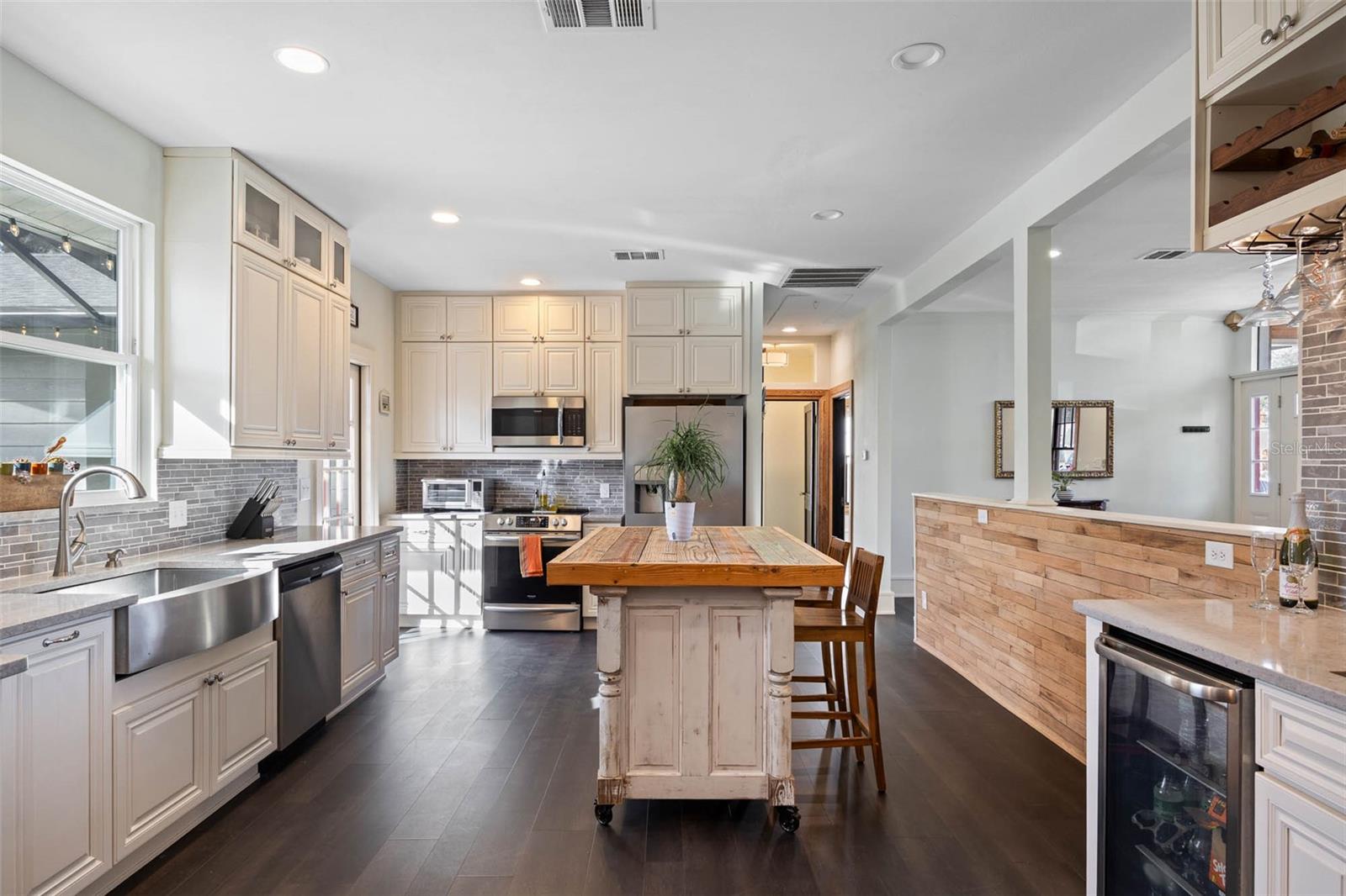 Image 10 of 46 For 3510 Leona Street