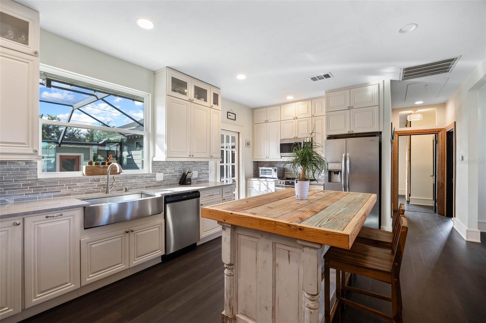 Image 11 of 46 For 3510 Leona Street