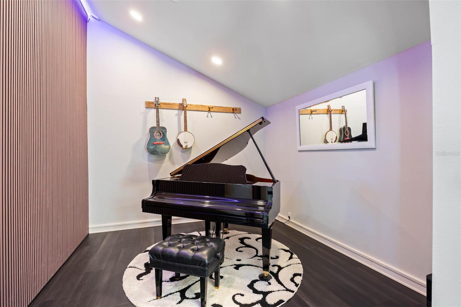 Image 14 of 46 For 3510 Leona Street