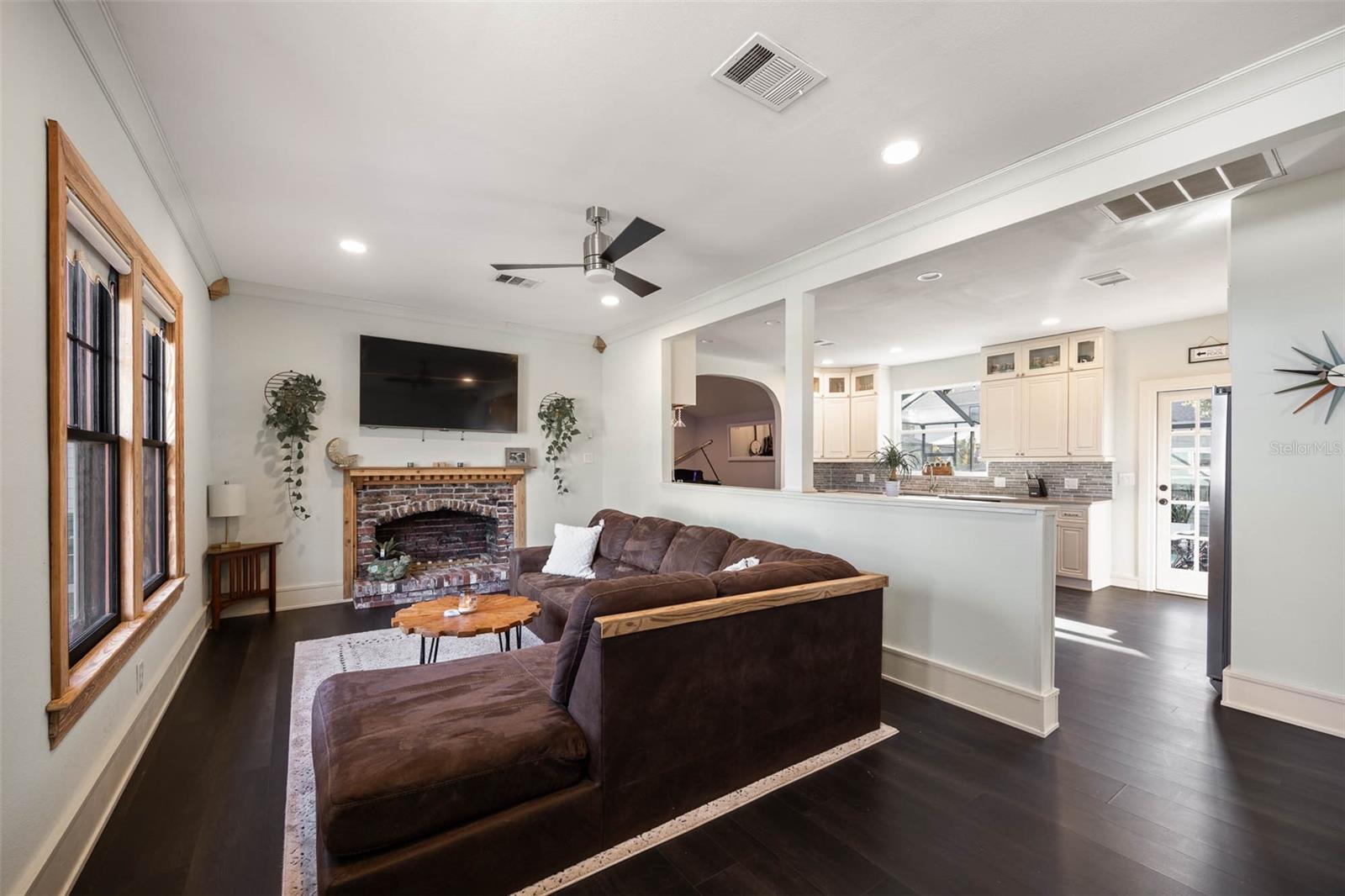 Image 2 of 46 For 3510 Leona Street