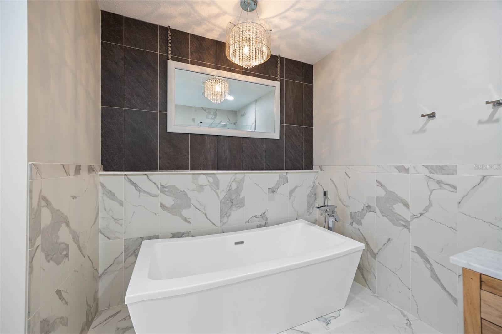 Image 26 of 46 For 3510 Leona Street