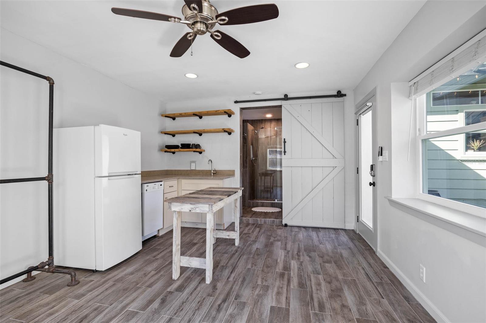 Image 32 of 46 For 3510 Leona Street