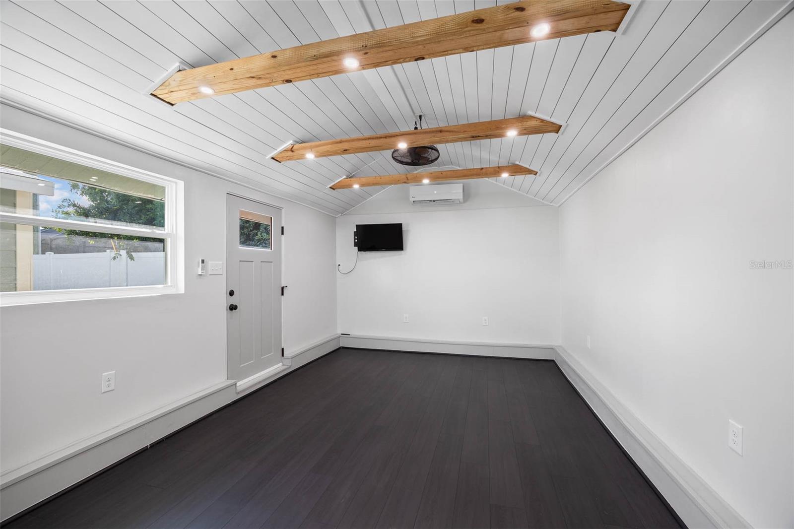 Image 38 of 46 For 3510 Leona Street