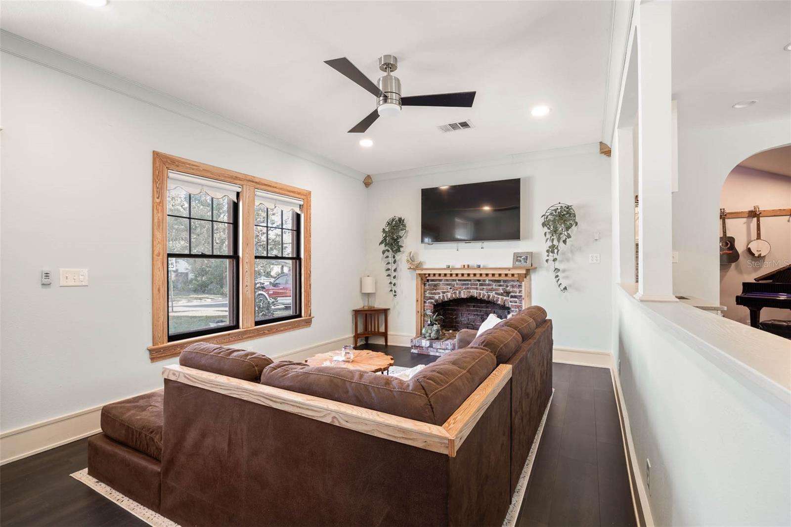 Image 8 of 46 For 3510 Leona Street