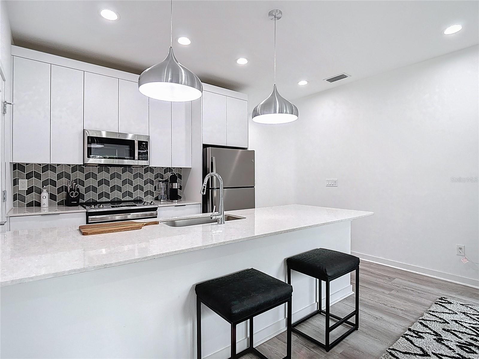 Image 19 of 61 For 2108 22nd Avenue 1