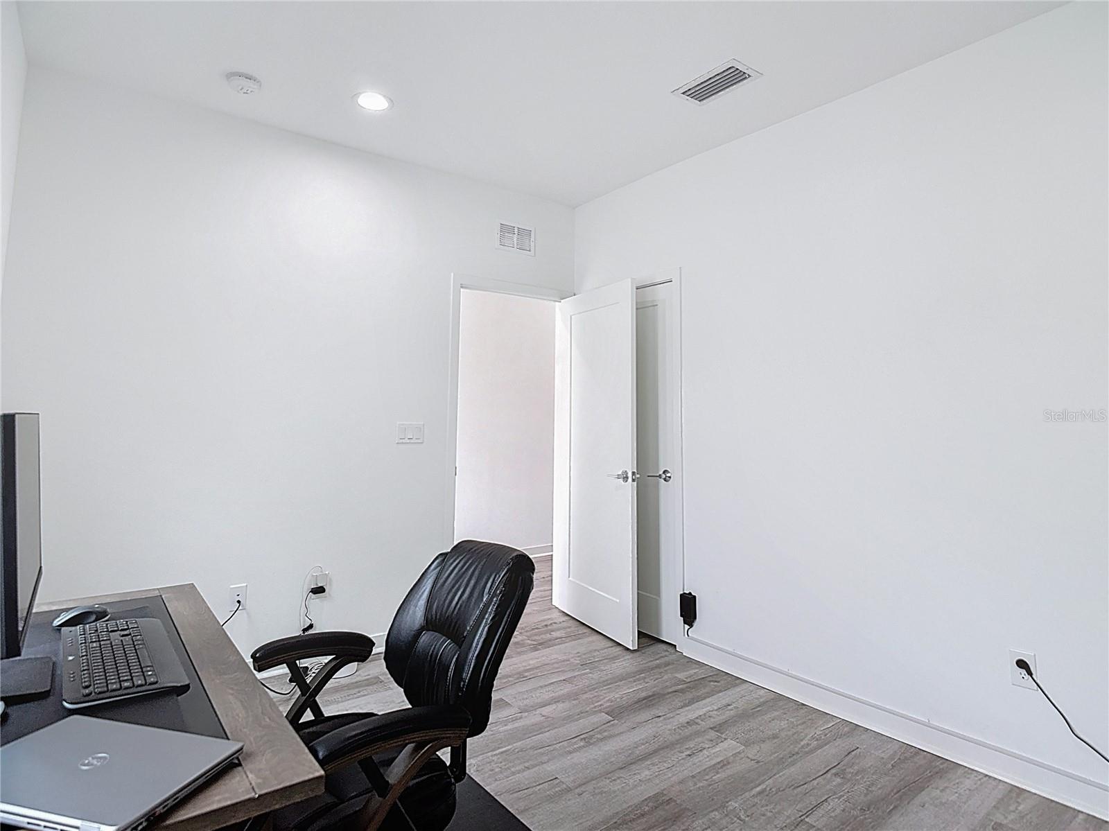 Image 49 of 61 For 2108 22nd Avenue 1