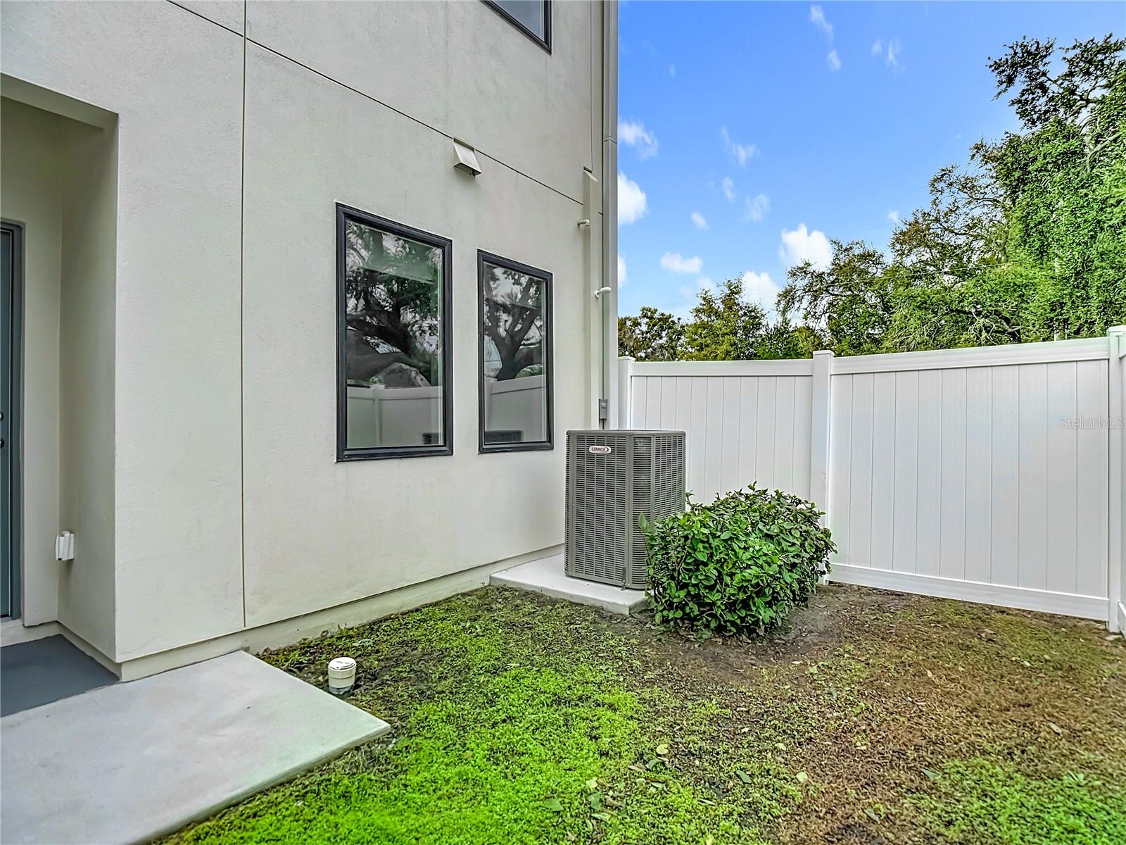 Image 53 of 61 For 2108 22nd Avenue 1