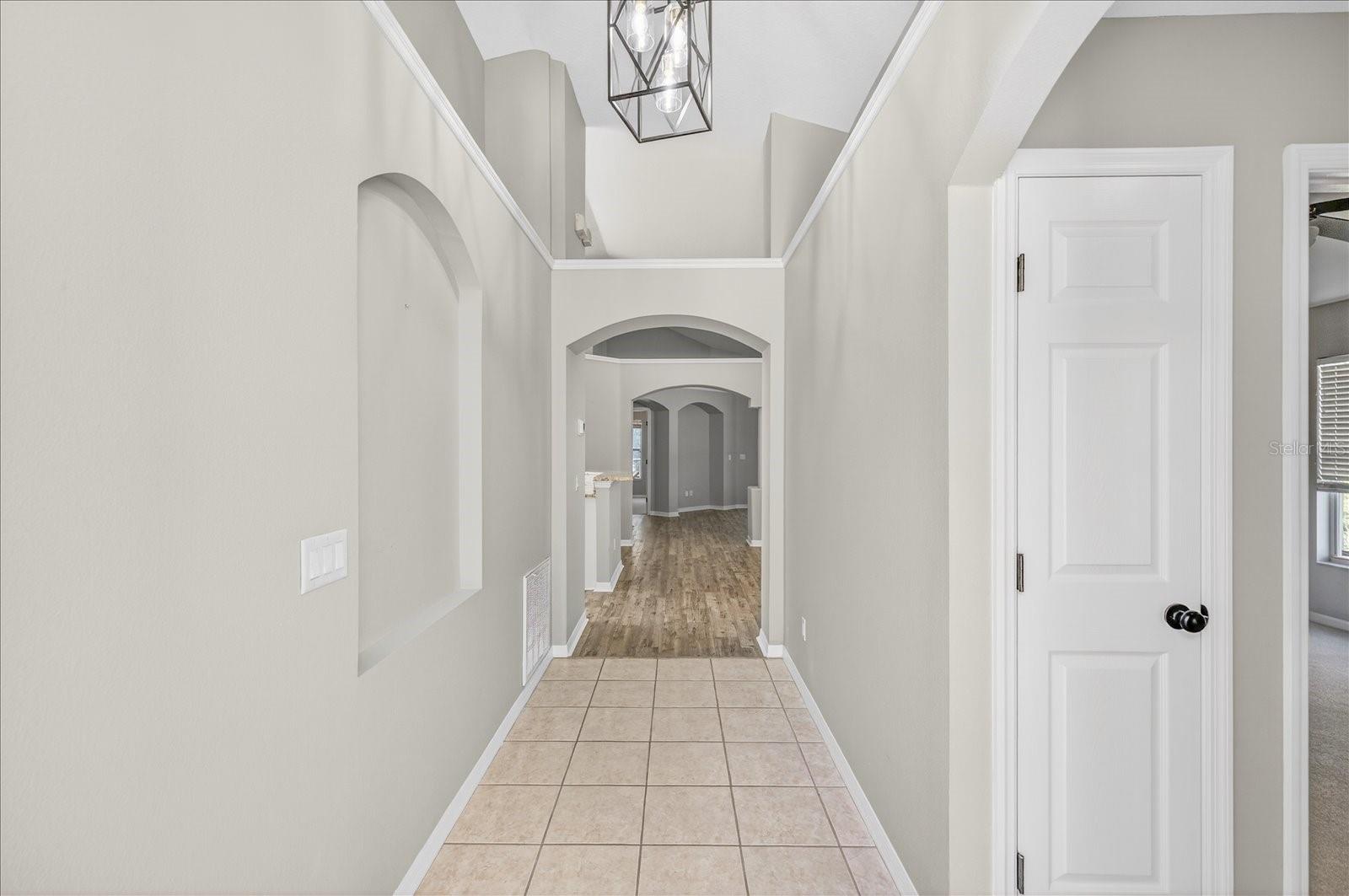 Image 13 of 43 For 12705 Westwood Lakes Boulevard