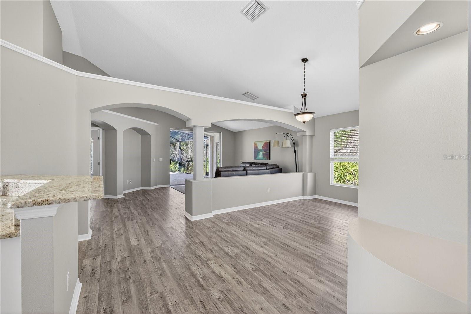 Image 20 of 43 For 12705 Westwood Lakes Boulevard