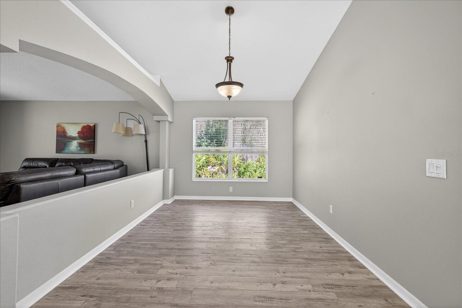 Image 21 of 43 For 12705 Westwood Lakes Boulevard