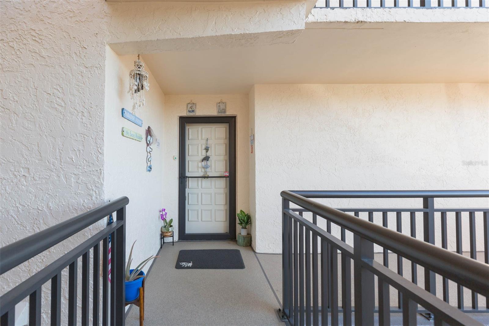 Image 4 of 38 For 5633 Puerta Del Sol Boulevard S 208