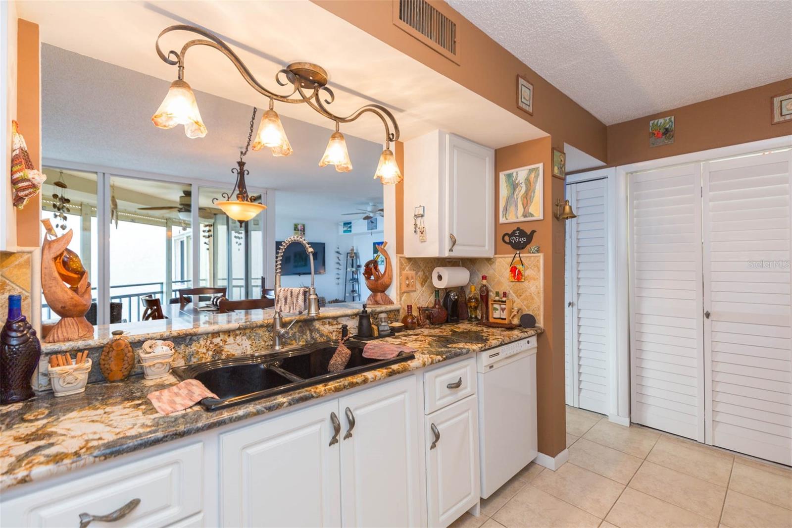 Image 5 of 38 For 5633 Puerta Del Sol Boulevard S 208