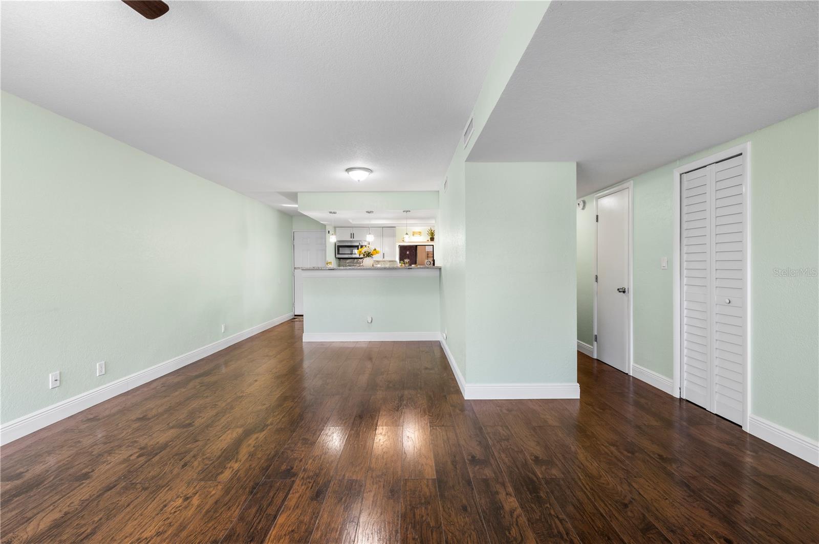 Image 10 of 58 For 8606 Palm Lane