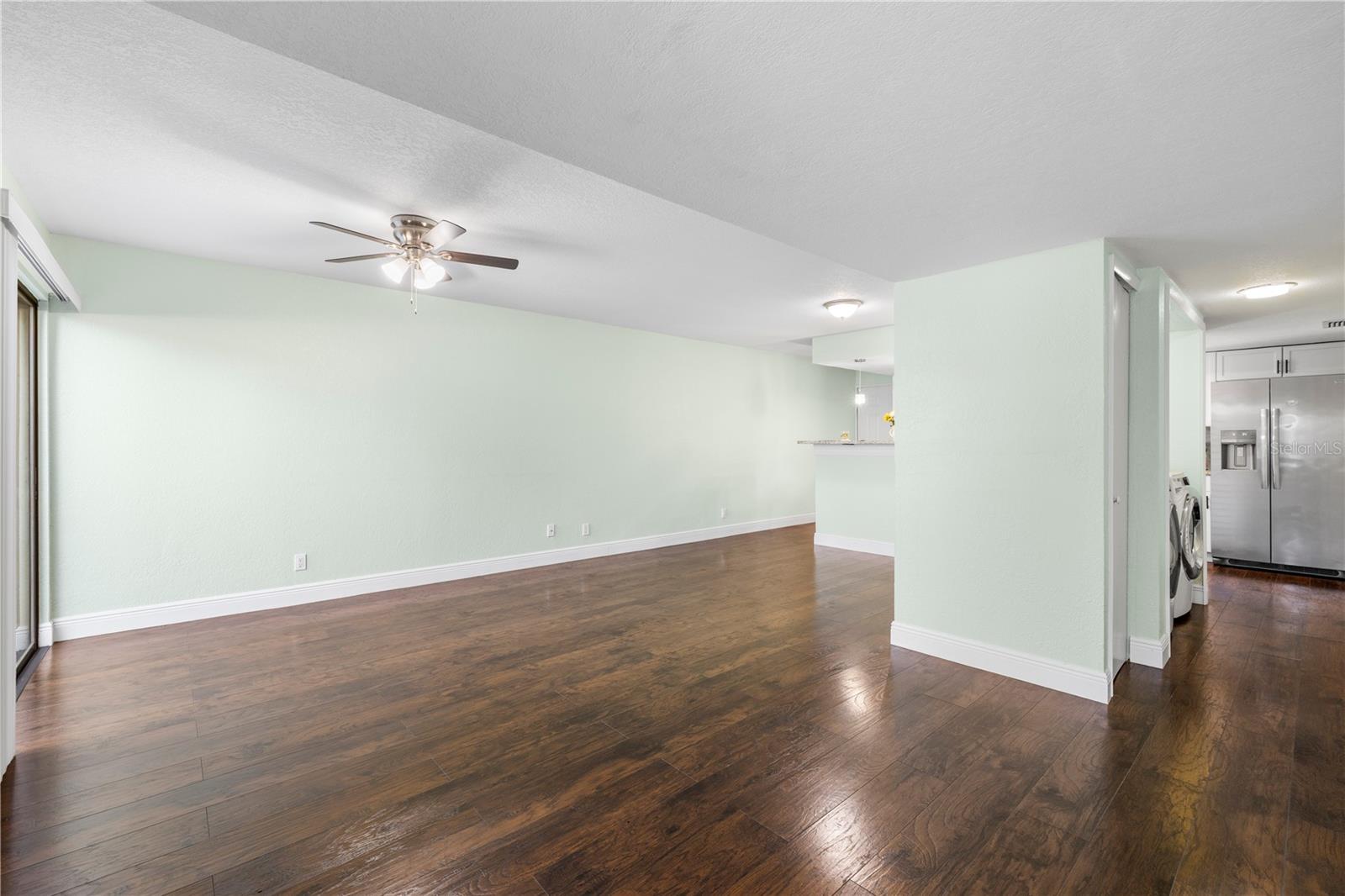 Image 11 of 58 For 8606 Palm Lane