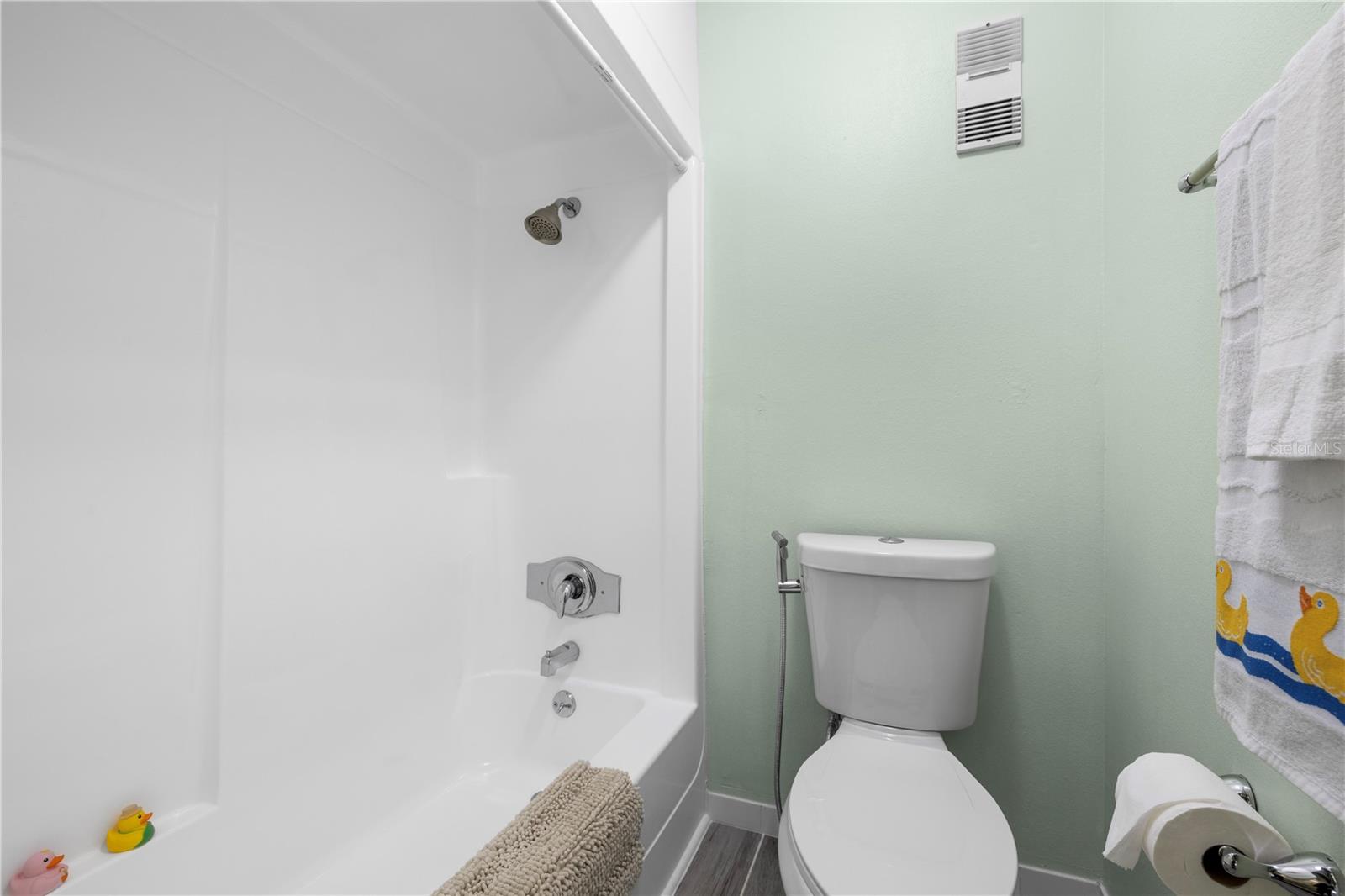 Image 26 of 58 For 8606 Palm Lane